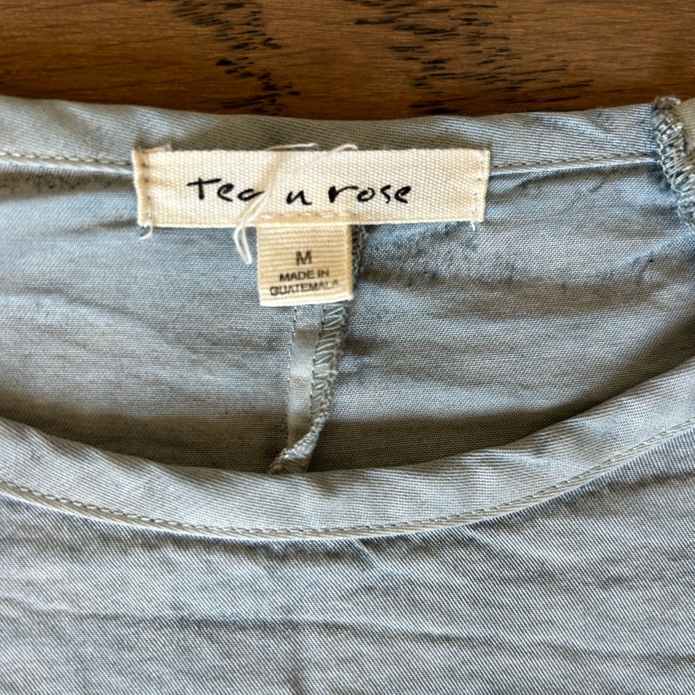 TEA N ROSE boutique blue denim chambray Tencel 3/4 Sleeve Top Size M - Picture 9 of 9